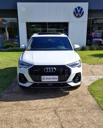 AUDI Q3 2.0 40 TFSI GASOLINA PERFORMANCE BLACK QUATTRO TIPTRONIC AUDI Q3 2.0 40 TFSI GASOLINA PERFORMANCE BLACK QUATTRO TIPTRONIC